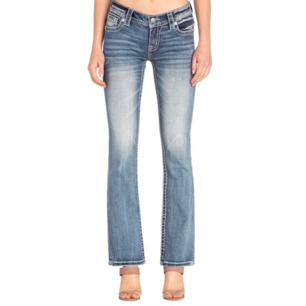 New Miss Me 33.5” Slim Boot With Pearl Flap Jeans - Picture 2 of 10